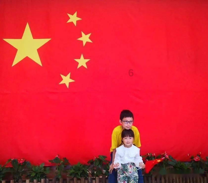 筑牢禁毒防线,守护幼苗成长